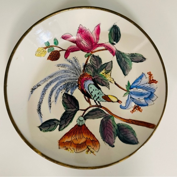 Other - Gorgeous Ceramic And brass vintage Asian bird bowl